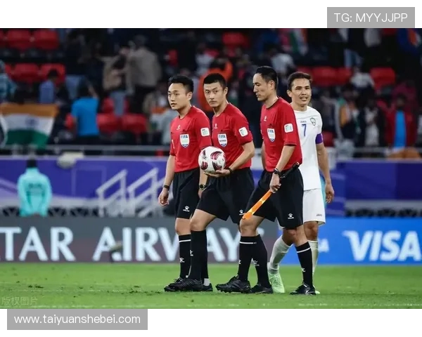 卡塔尔裁判组将执法成都对阵柔佛新山赛事贾西姆担任主裁引发关注 卡塔尔裁判组将执法成都对阵柔佛新山赛事贾西姆担任主裁引发关注